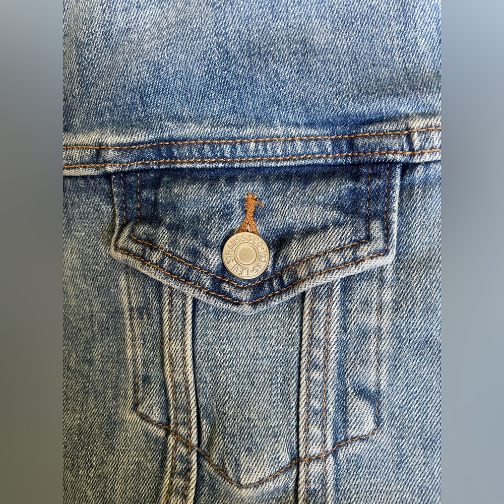 Levi’s Kickflare Denim Jumpsuit - Picture 3 of 12